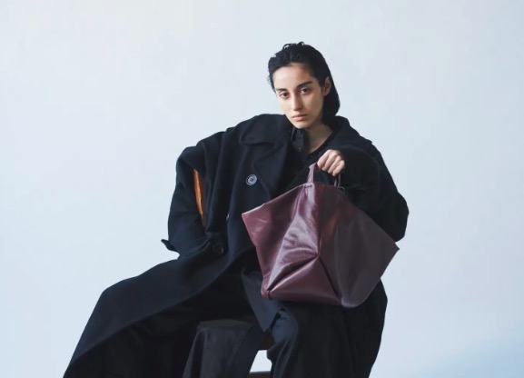 discord Yohji Yamamoto秋冬コレクションが発表。